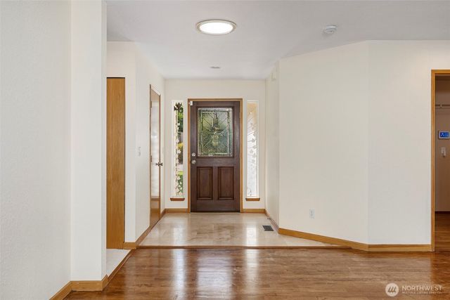 3744 NE Trout Brook Lane, Bremerton, WA 98311