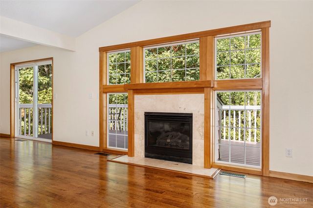 3744 NE Trout Brook Lane, Bremerton, WA 98311