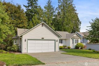 3744 NE Trout Brook Lane, Bremerton, WA 98311