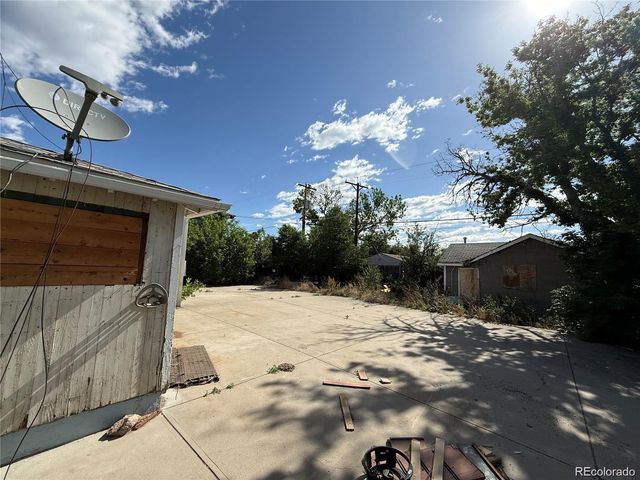 2292 S Delaware Street, Denver, CO 80223