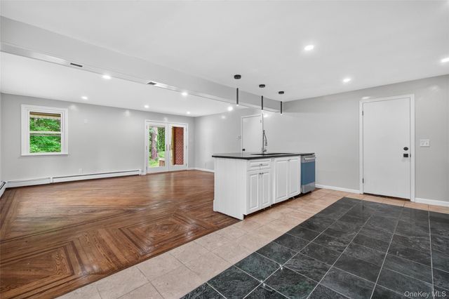 52 Luxton Lake Road, Narrowsburg, NY 12764