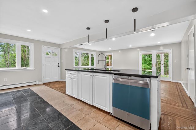 52 Luxton Lake Road, Narrowsburg, NY 12764