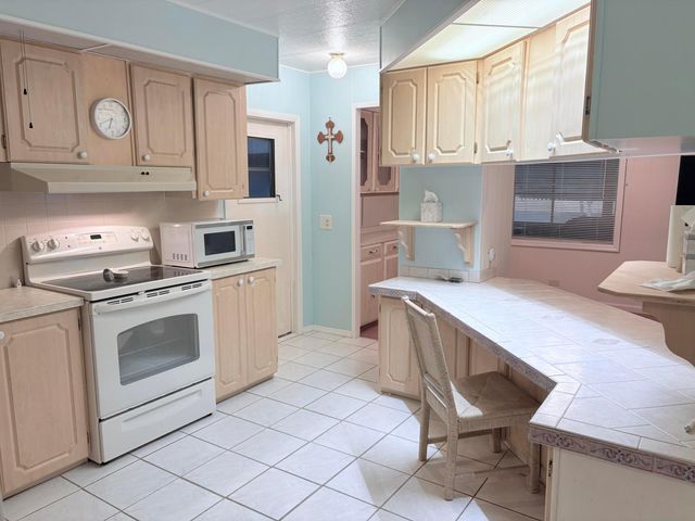 37010 EXUMA BAY, Boynton Beach, FL 33436