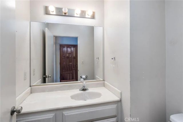 13203 Vanowen Street 8, North Hollywood, CA 91605