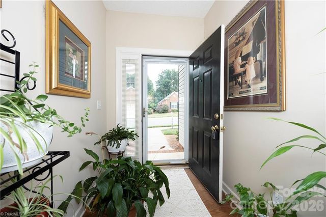 195 Stadium Oaks Drive, Clemmons, NC 27012