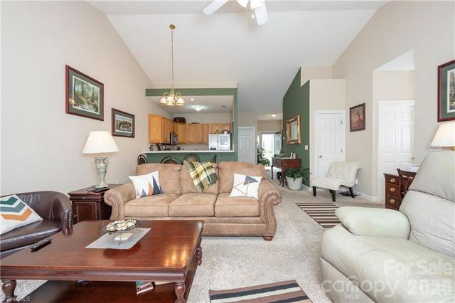195 Stadium Oaks Drive, Clemmons, NC 27012