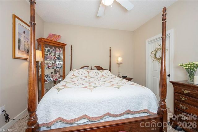 195 Stadium Oaks Drive, Clemmons, NC 27012