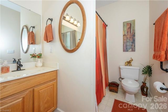 195 Stadium Oaks Drive, Clemmons, NC 27012