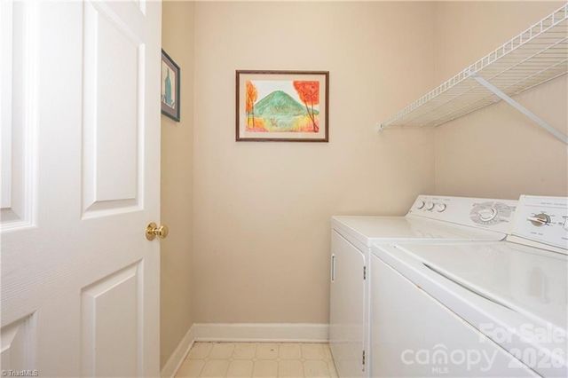 195 Stadium Oaks Drive, Clemmons, NC 27012