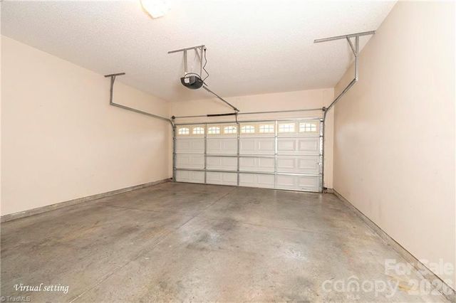 195 Stadium Oaks Drive, Clemmons, NC 27012