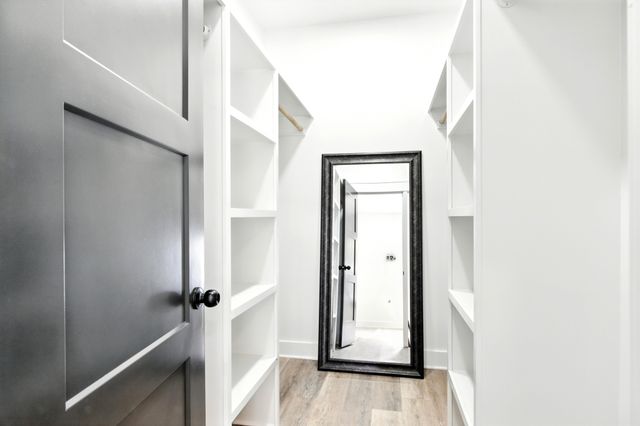 607 Collier Bend Rd, Charlotte, TN 37036