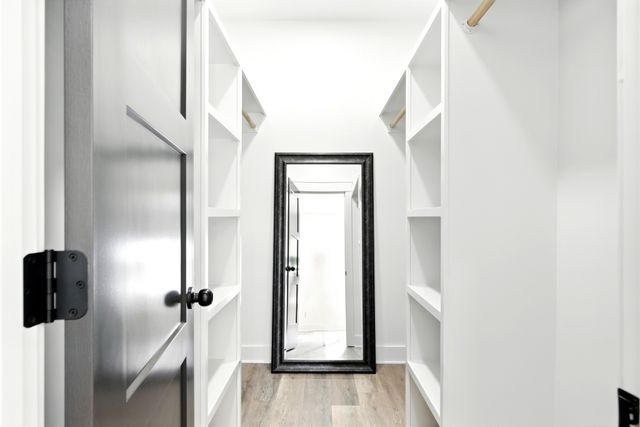 607 Collier Bend Rd, Charlotte, TN 37036