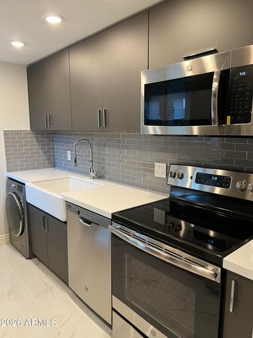 4727 E Lafayette Boulevard 204, Phoenix, AZ 85018