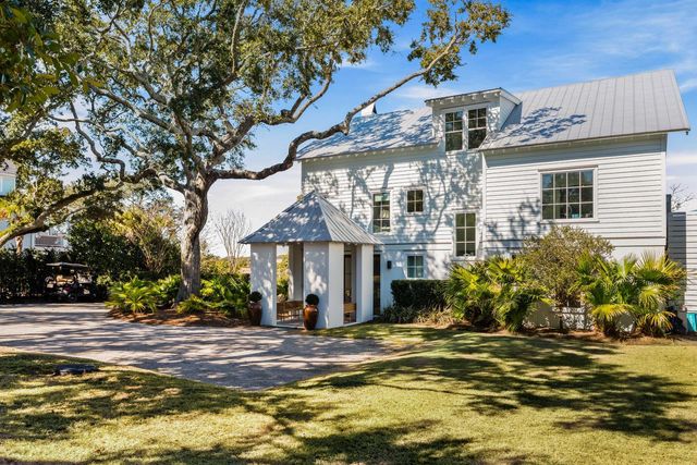 1001 Palm Boulevard, Isle Of Palms, SC 29451