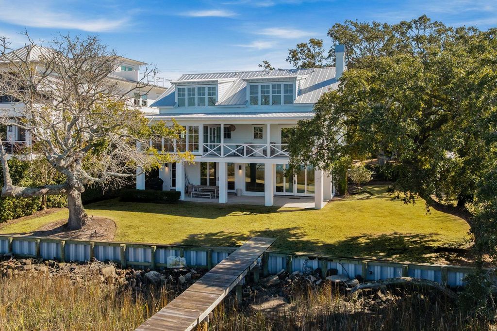 1001 Palm Boulevard, Isle Of Palms, SC 29451