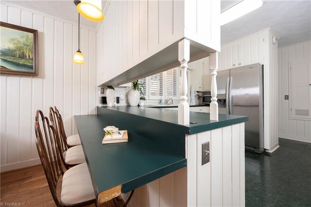 4255 Briar Creek Road, Clemmons, NC 27012