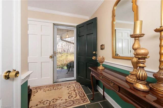 4255 Briar Creek Road, Clemmons, NC 27012