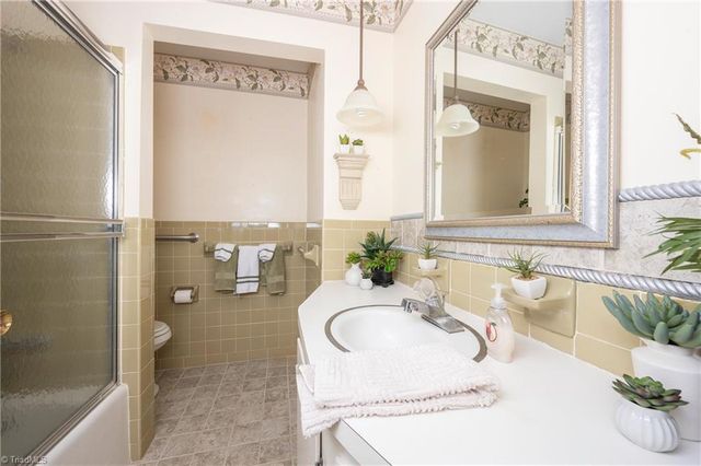 4255 Briar Creek Road, Clemmons, NC 27012