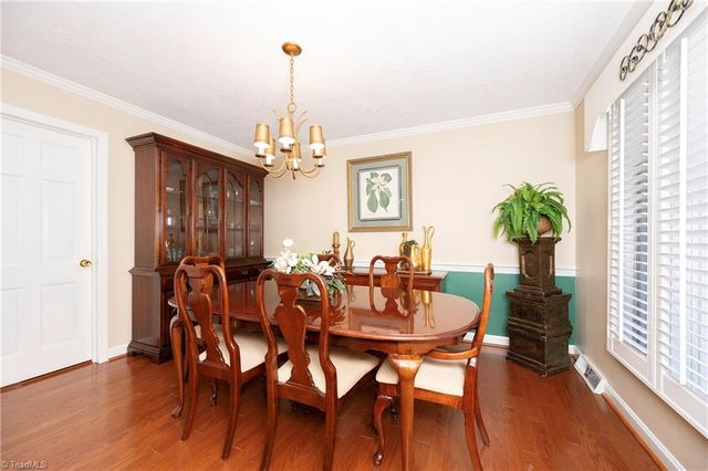 4255 Briar Creek Road, Clemmons, NC 27012