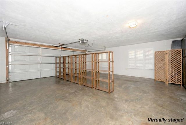 4255 Briar Creek Road, Clemmons, NC 27012