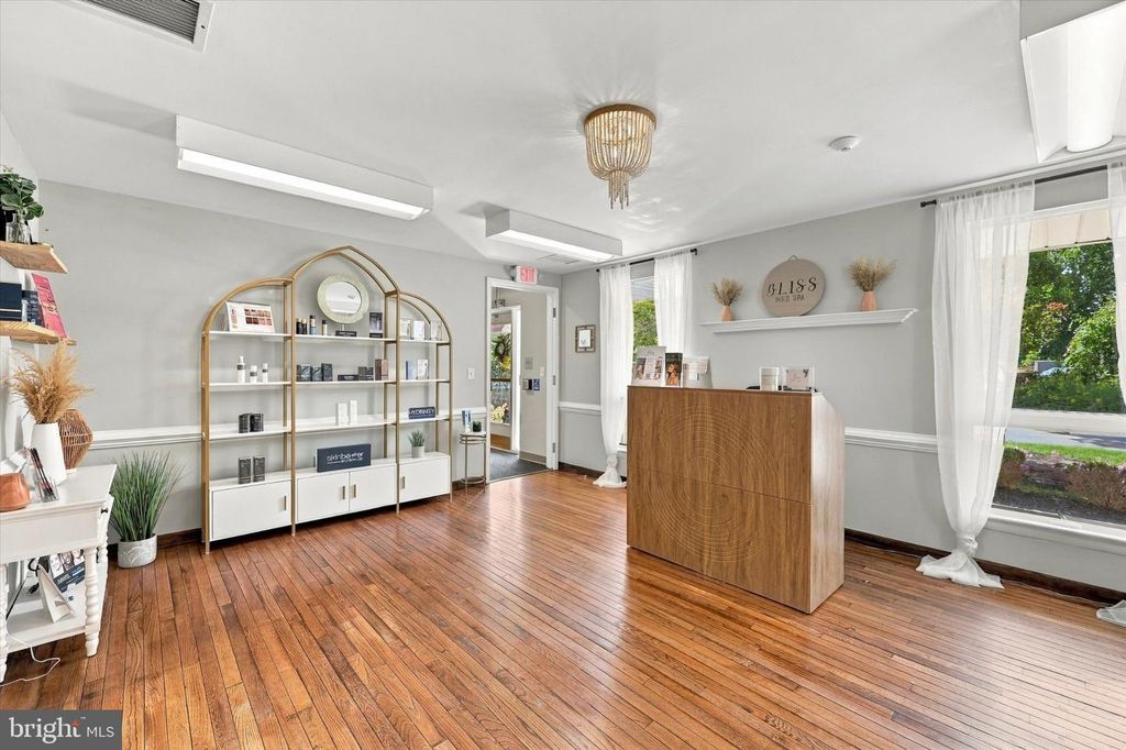 705 POTHOUSE RD, PHOENIXVILLE, PA 19460 — photo 4