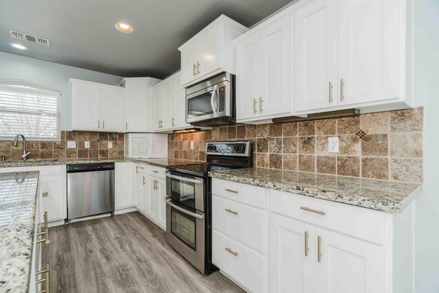 8304 SHREVEPORT Drive, Amarillo, TX 79118