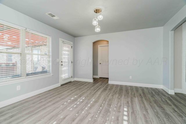 8304 SHREVEPORT Drive, Amarillo, TX 79118