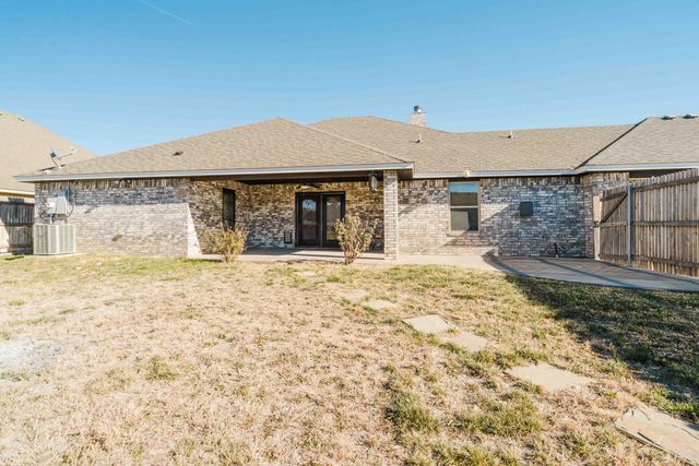 8304 SHREVEPORT Drive, Amarillo, TX 79118