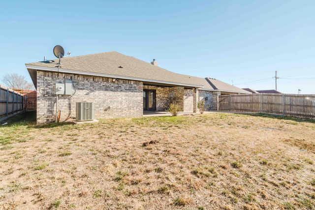 8304 SHREVEPORT Drive, Amarillo, TX 79118