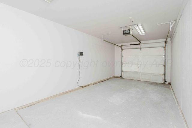 8304 SHREVEPORT Drive, Amarillo, TX 79118