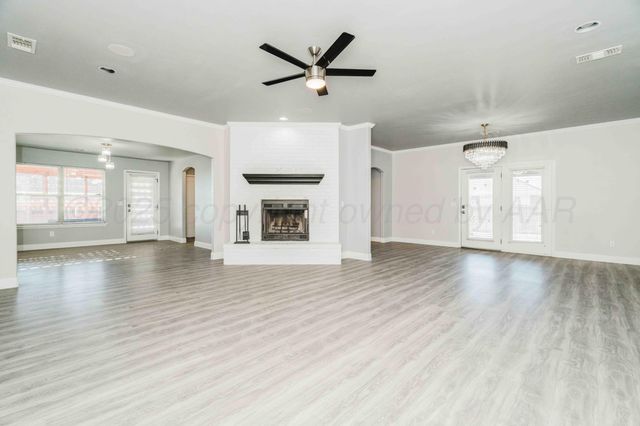 8304 SHREVEPORT Drive, Amarillo, TX 79118