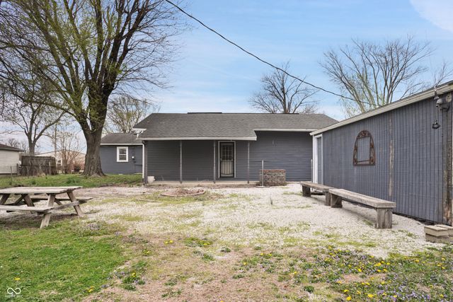 4633 Shelbyville Road, Indianapolis, IN 46237