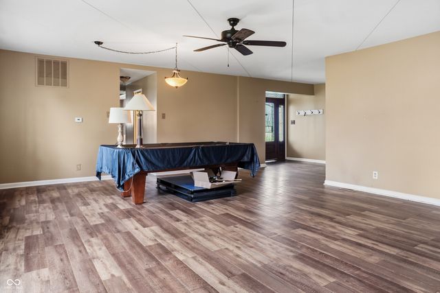 4633 Shelbyville Road, Indianapolis, IN 46237