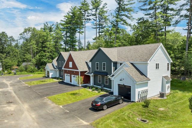 15A Mustang Dr, Litchfield, NH 03052