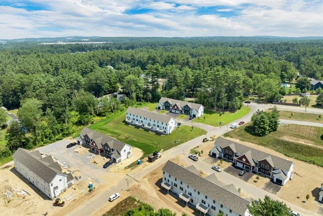 15A Mustang Dr, Litchfield, NH 03052