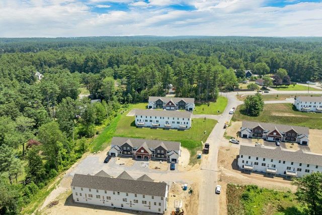 15A Mustang Dr, Litchfield, NH 03052