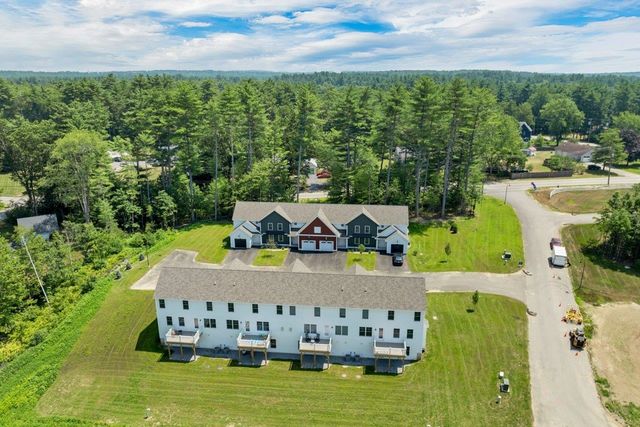 15A Mustang Dr, Litchfield, NH 03052