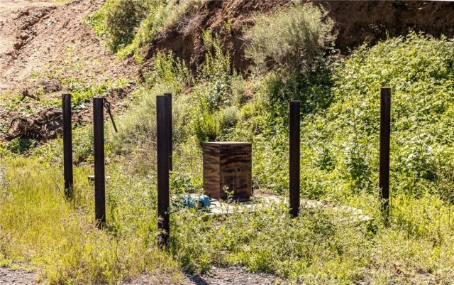 1 Plummers, Mentone, CA 92359