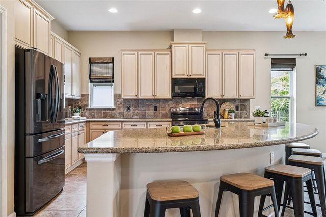 1391 HAYTON AVE., Deland, FL 32724