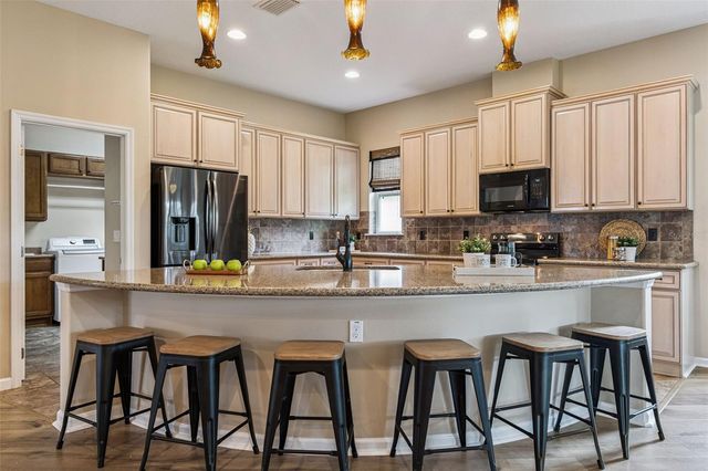 1391 HAYTON AVE., Deland, FL 32724