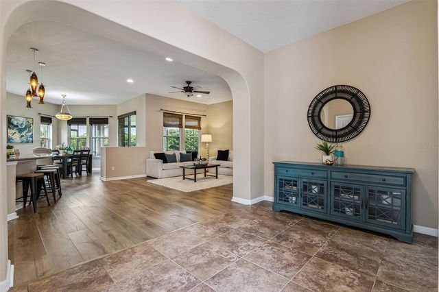 1391 HAYTON AVE., Deland, FL 32724