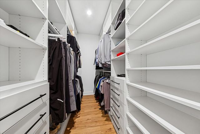 3576 W Wabansia Avenue 1, Chicago, IL 60647