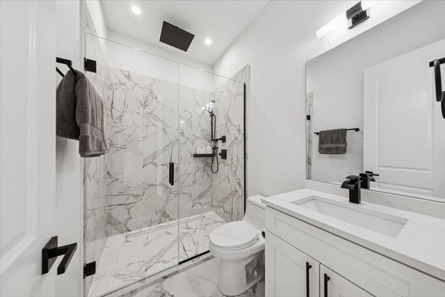 3576 W Wabansia Avenue 1, Chicago, IL 60647