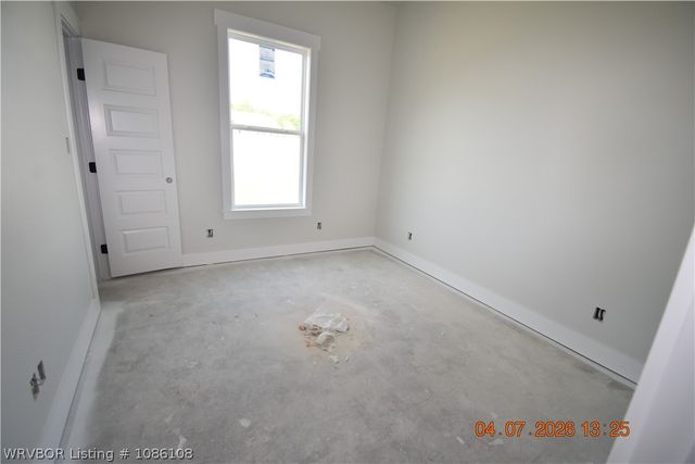 2008 Prairie Fire Drive, Sallisaw, OK 74955