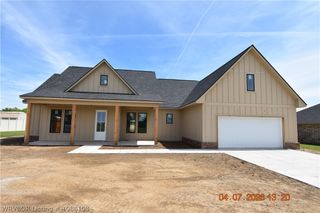 2008 Prairie Fire Drive, Sallisaw, OK 74955