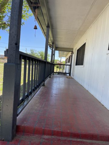 89 Vick Drive, Brownwood, TX 76801