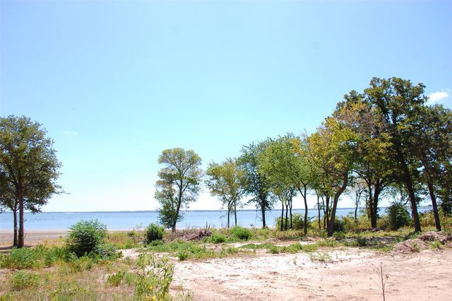 7137 COUNTY ROAD 4042, Kemp, TX 75143