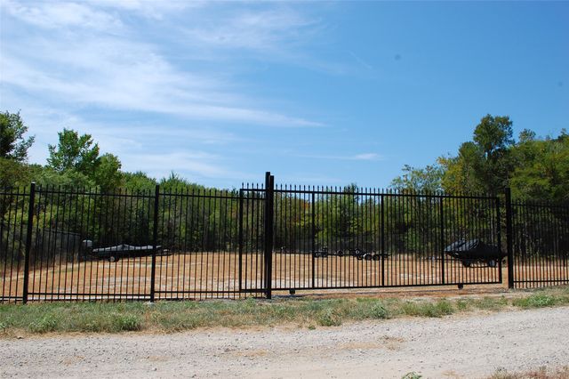 7137 COUNTY ROAD 4042, Kemp, TX 75143