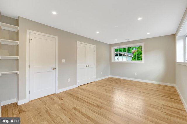 3503 SPRING LAKE TER, Fairfax, VA 22030