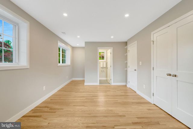 3503 SPRING LAKE TER, Fairfax, VA 22030
